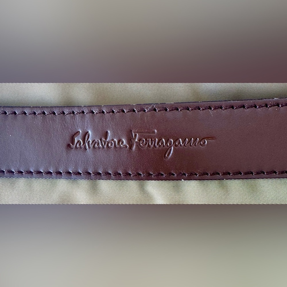 Authentic Salvatore Ferragamo messenger bag - Picture 9 of 14
